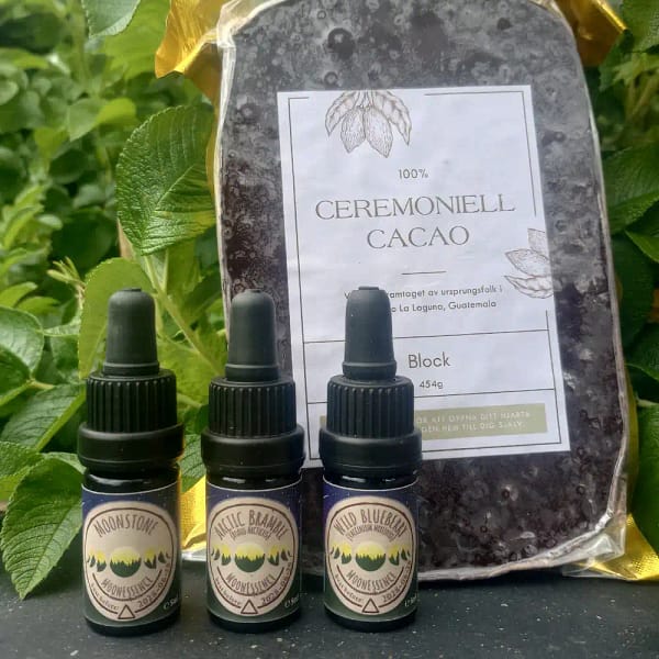 CC_Mother_Earth_block_454g_WomenBundle FrauenBundle zeremonieller Kakao – Mother Earth, 454g & 3 MondEssenzen, 5ml